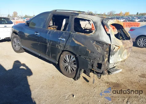 2017 Nissan Pathfinder Sv z USA, uszkodzony, nr VIN 5N1DR2MM6HC613519